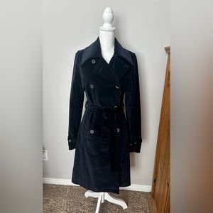 Elegant Black Double-Breasted Women's Coat